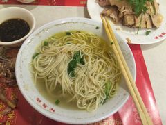 -月亮房·白斩鸡(娄山关路店)