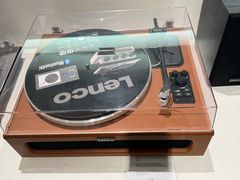 -文艺复兴百货(米兰大教堂广场店)