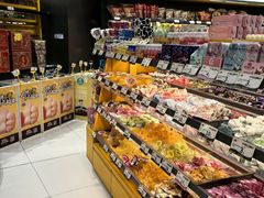 -三只松鼠国民零食(杭州萧山万象汇店)