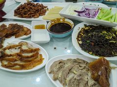 -大鸭梨烤鸭店(金顶街店)