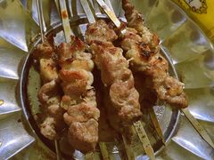 -烤肉小伙烤肉店