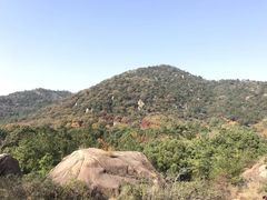 -灵岩山风景区