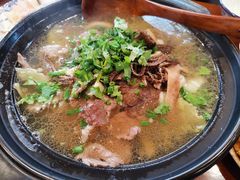 -谢老五跷脚牛肉·非遗传承店