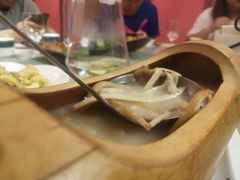 竹筒山珍汤-香巴拉云南餐厅(华莱坞店)