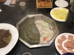 -重庆德庄火锅(体育中心店)