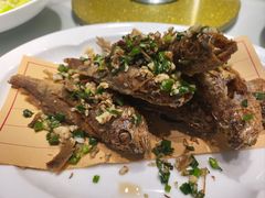 干炸小黄鱼-虎哥私房菜(馒头山店)