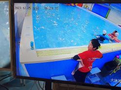 -子木乐园婴儿游泳馆(水晶港店)