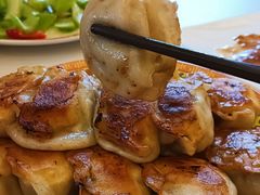 西葫芦羊肉锅贴-鸿宾楼(展览馆路店)