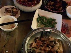 -隔壁老王·家常云南菜(花巷店)