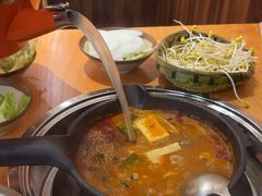 -黔三一夺夺粉酸汤火锅(百信店)