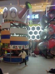 -星际乐园(红博中央公园店)