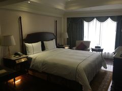 大床房-茂名熹龙国际大酒店(人民广场高铁站店)