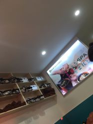 -黑奥秘脱发白发中心