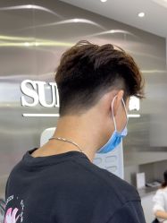 -首脑美发沙龙