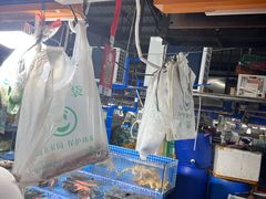-霞涌市场海鲜摆卖区