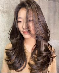 -变画·发型STUDIO