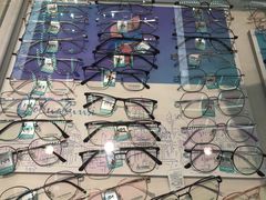 -三叶眼镜城(青云路店)