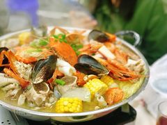 招牌海鲜骨煲-凤城康记饭店