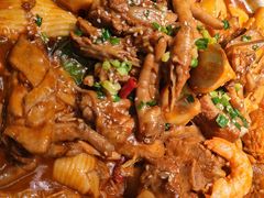 -徐记小怪兽肉蟹煲(中央大街店)