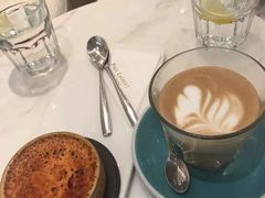 拿铁咖啡-PAUL LAFAYET 法式甜品(港汇广场店)