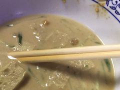 -闫家驴肉老店(华电一校店)