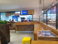 -呷佬·长沙手工米粉(金沙江路店)