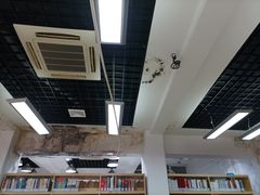 -曹家渡街道图书馆