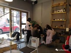 等位区-KYO COFFEE(胶州路店)