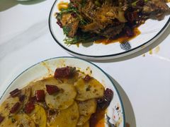 -嗨辣小聚·盘锦河蟹·海鲜烧烤龙虾(盘锦十年好店)