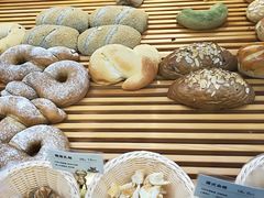 -焙丽拾光(麦凯乐直营店)