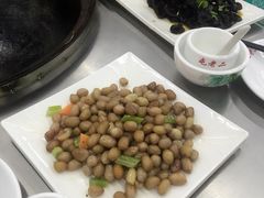 -屯老二农家铁锅炖·行业领军者(梅江店)