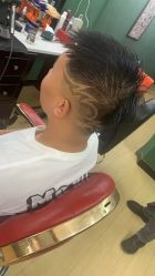 -纯剪男士理发馆·烫染专业店