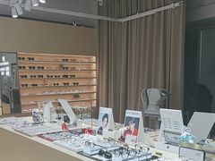 -鲸渝眼镜·浅目视光(春熙路店)