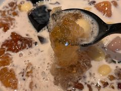 -RUXU入续糖水铺与包(卓悦中心店)