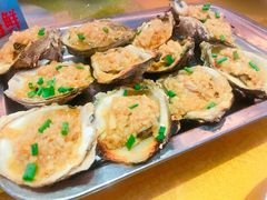 -覃记海鲜美食餐厅