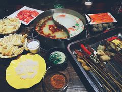 -乐山串串香老火锅(鼓楼店)