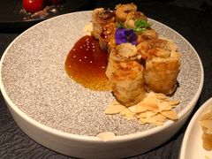 摩纳黑醋剔骨带鱼卷-荣公子创意菜
