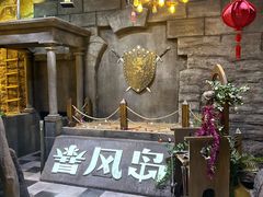 -暴风岛沉浸式体验馆(百联世纪店)