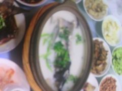 -天乐农家鱼头王(天目湖店)