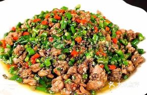 Spicy Pork Collar with Sichuan Peppercorns