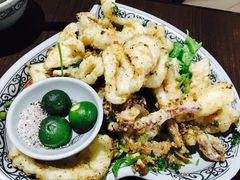-大头虾越式风味餐厅(光明广场店)