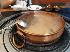 -阿山卓·野生菌火锅·纳西火塘烤肉