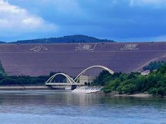 -黄河小浪底水利枢纽风景区