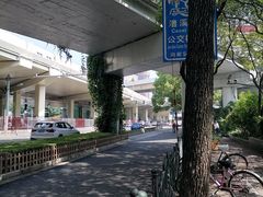 -漕溪路(地铁站)