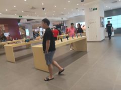 -华为授权体验店(中山公园来福士)