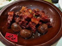 酱蛋红烧肉-老东吴食府(雅都店)