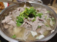 -冯烫烫跷脚牛肉·川菜小馆(武胜西街店)