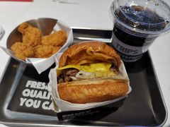 菠萝快车-TRIPS BURGER(大钟寺店)