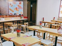 -魔都三兄弟酸辣粉·蘸卤炸串(虹桥万科店)