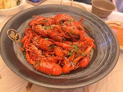 -肥肥虾庄·金牌油焖大虾(首义路店)